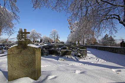 Eisige Ruhe auf einem Bremer Friedhof